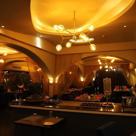The Purple Leaf Hotels Хидерабад Екстериор снимка